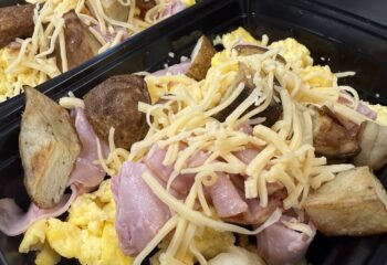 Ham, Potato and Gouda Breakfast Bowl