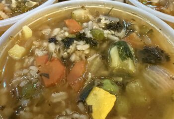 Hearty Vegetable & Brown Rice Soup (vegan)